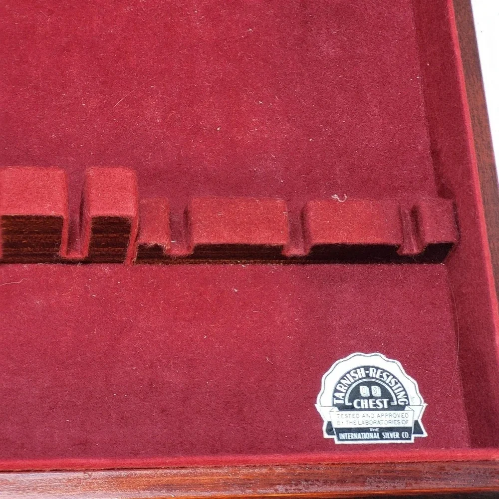 Vintage 1847 Rogers Bros. Silverware Wood Red Felt Lined Empty Storage Case Box